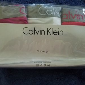 New Calvin Klein Thong set panties